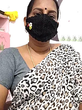 Snapshot of Tamil_Meera12 chatting on 8, 5, 2026 Tamil Meera12 online show from 8, 5, 2026