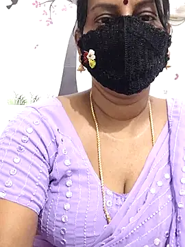 Snapshot of Tamil_Meera12 chatting on 31, 5, 2026 Tamil Meera12 online show from 31, 5, 2026