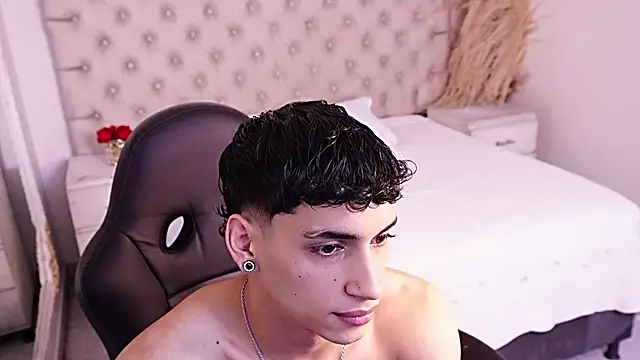 Snapshot of JhoanLeandro chatting on 17, 6, 2026 JhoanLeandro online show from 17, 6, 2026