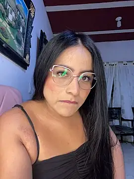 lamaravilla 08 online show from 6, 3, 2025