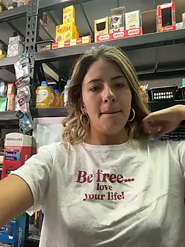 Andrea18 blonde online show from 19, 1, 2026