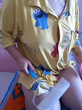 Snapshot of yanyan-aa chatting on 3, 2, 2025 yanyan-aa online show from 3, 2, 2025