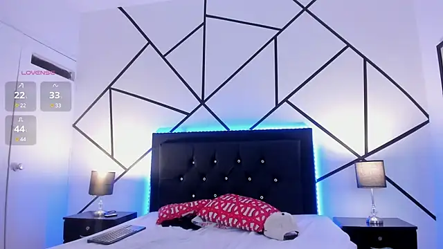 Liiam smith  online show from 10, 2, 2025