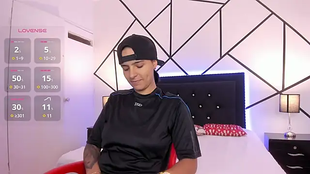 Liiam smith  online show from 14, 3, 2025