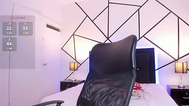 Liiam smith  online show from 20, 3, 2025