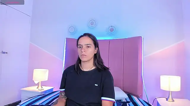 Liiam smith  online show from 26, 9, 2025