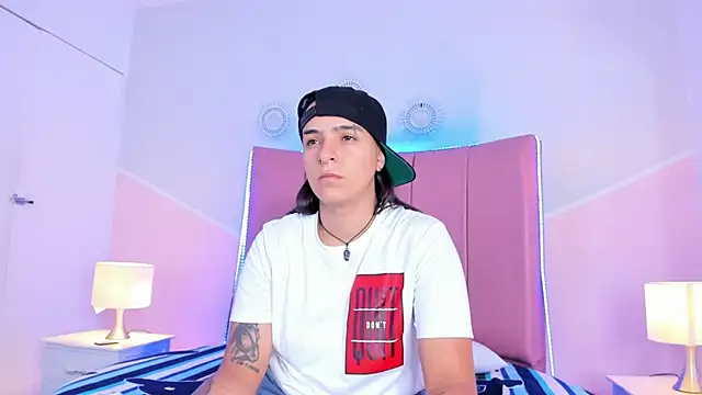 Liiam smith  online show from 27, 9, 2025