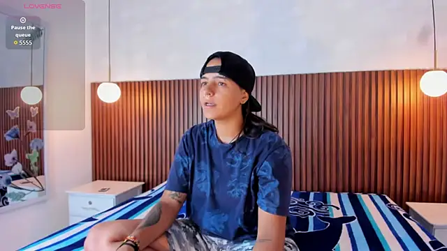 Liiam smith  online show from 2, 10, 2025