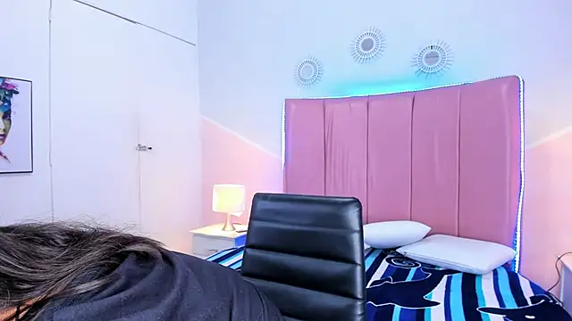 Liiam smith  online show from 16, 10, 2025