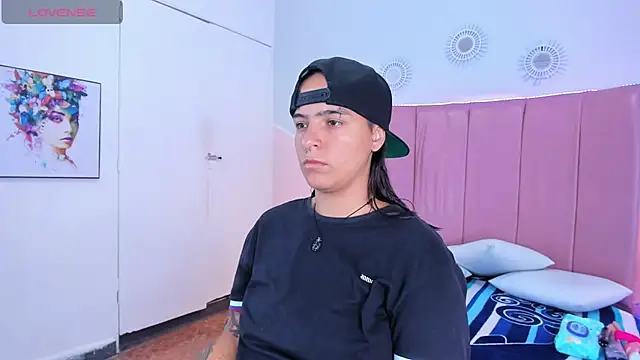 Liiam smith  online show from 24, 10, 2025