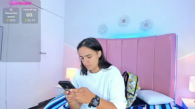 Liiam smith  online show from 21, 11, 2025