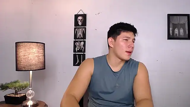 Snapshot of JamesCr_ chatting on 20, 11, 2025 JamesCr online show from 20, 11, 2025