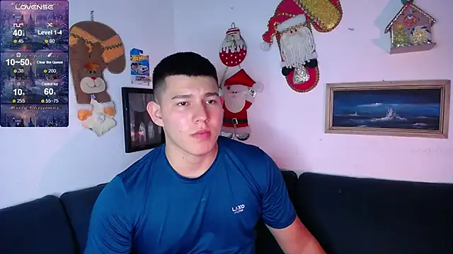 Snapshot of JamesCr_ chatting on 18, 12, 2025 JamesCr online show from 18, 12, 2025