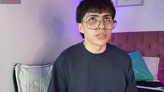 Snapshot of PepperTwink chatting on 13, 10, 2025 PepperTwink online show from 13, 10, 2025