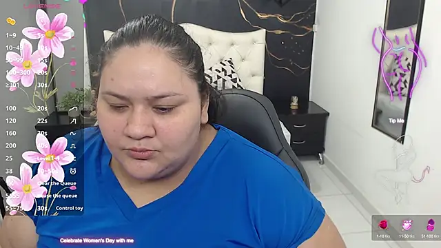 Snapshot of Aaliyah11 chatting on 11, 3, 2025 Aaliyah11 online show from 11, 3, 2025