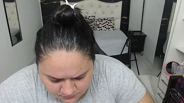 Snapshot of Aaliyah11 chatting on 15, 9, 2025 Aaliyah11 online show from 15, 9, 2025