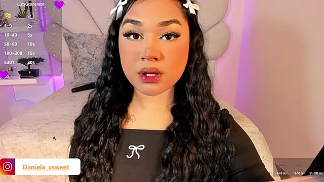 Snapshot of Danielaangelina chatting on 1, 10, 2025 Danielaangelina online show from 1, 10, 2025