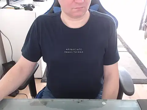 Snapshot of ruplumber chatting on 18, 3, 2025 ruplumber online show from 18, 3, 2025