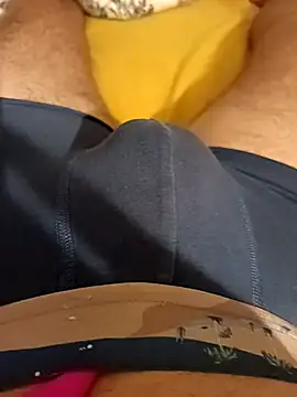 Snapshot of Dam70 chatting on 11, 9, 2025 Dam70 online show from 11, 9, 2025