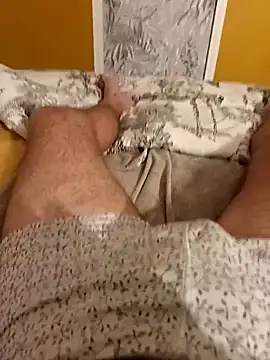 Snapshot of Dam70 chatting on 8, 10, 2025 Dam70 online show from 8, 10, 2025