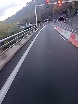 Snapshot of Dam70 chatting on 24, 10, 2025 Dam70 online show from 24, 10, 2025