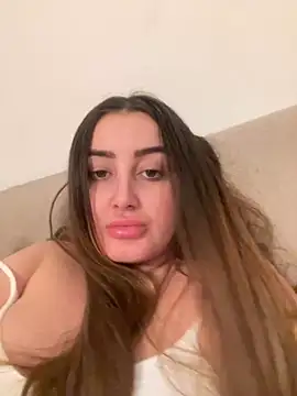 hotAlys online show from 2, 2, 2025
