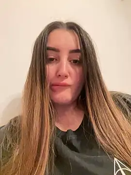 hotAlys online show from 5, 2, 2025