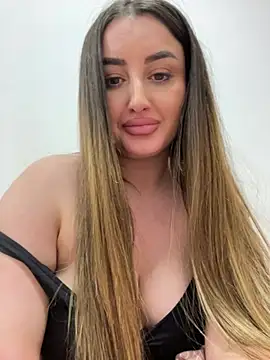 hotAlys online show from 22, 3, 2025