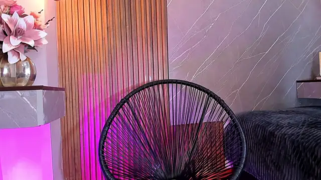 ariana jhonson1 online show from 10, 2, 2025