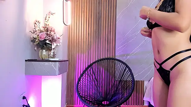 ariana jhonson1 online show from 22, 2, 2025