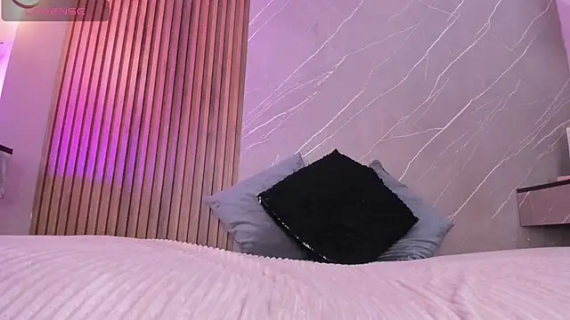 ariana jhonson1 online show from 24, 11, 2025