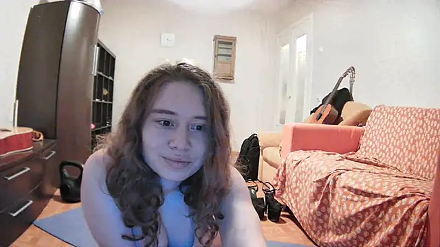 Snapshot of girliemilk chatting on 14, 3, 2025 girliemilk online show from 14, 3, 2025