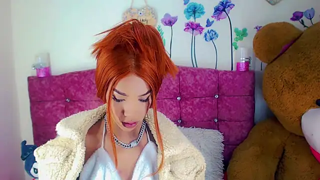 Khloe Leal online show from 15, 3, 2025