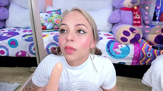 Snapshot of miss__lizeth chatting on 6, 2, 2025 miss lizeth online show from 6, 2, 2025