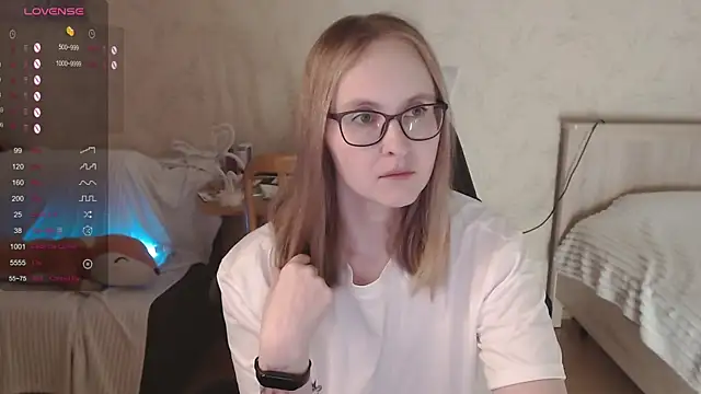 Agatha Mott online show from 15, 9, 2025