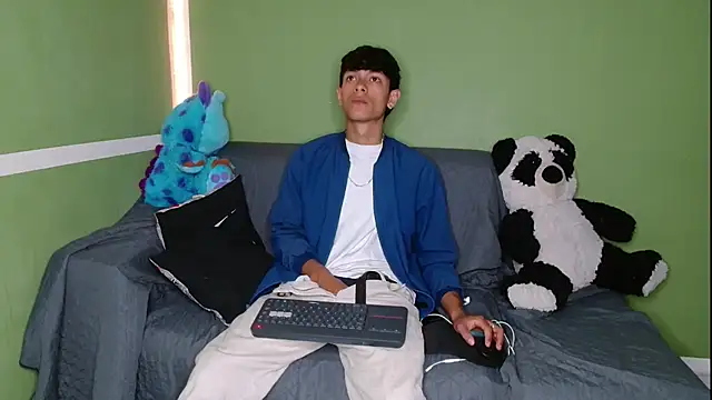 Snapshot of the_murderer chatting on 8, 11, 2025 the murderer online show from 8, 11, 2025