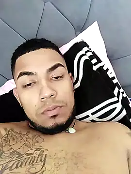 Elgroney23 online show from 2, 2, 2025