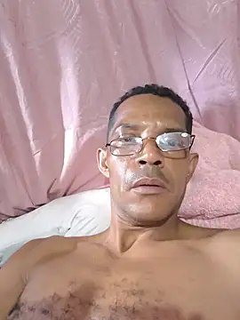 Snapshot of Renato571 chatting on 18, 7, 2026 Renato571 online show from 18, 7, 2026