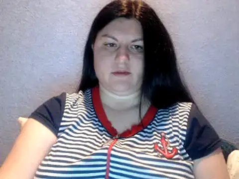 Snapshot of KiraSwee chatting on 14, 3, 2025 KiraSwee online show from 14, 3, 2025