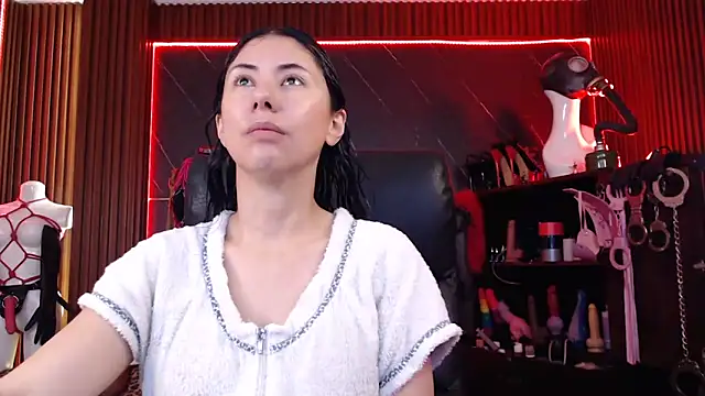 XiaQueen online show from 22, 9, 2025