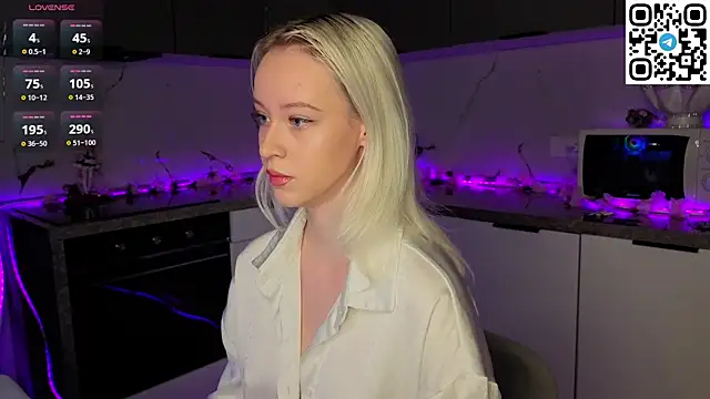 Snapshot of Anadeyaaa chatting on 26, 6, 2026 Anadeyaaa online show from 26, 6, 2026