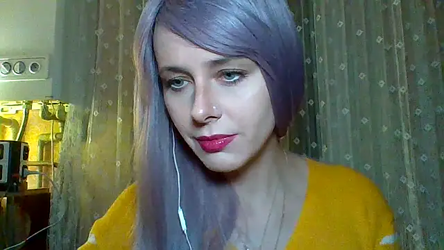 LuminousLady online show from 24, 2, 2025