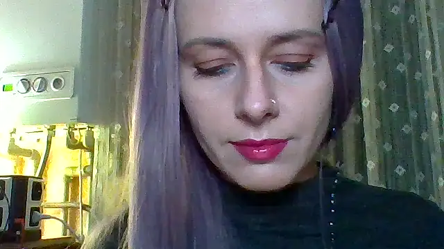 LuminousLady online show from 10, 3, 2025