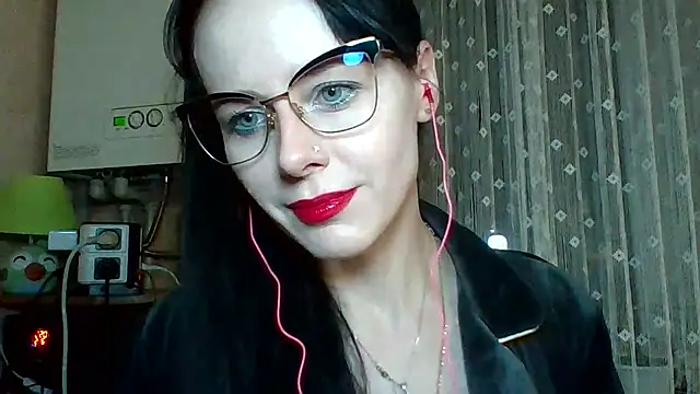 LuminousLady online show from 21, 3, 2025