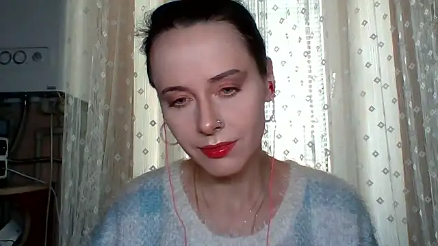 LuminousLady online show from 18, 9, 2025