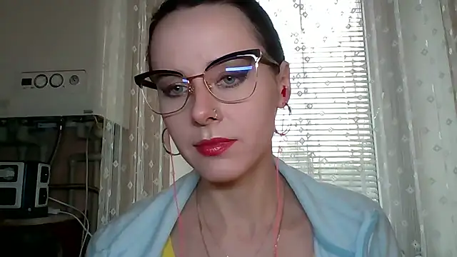 LuminousLady online show from 28, 9, 2025