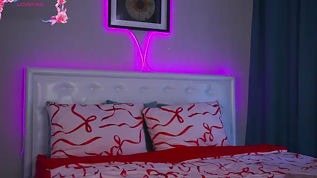 LeaCox  online show from 21, 11, 2025