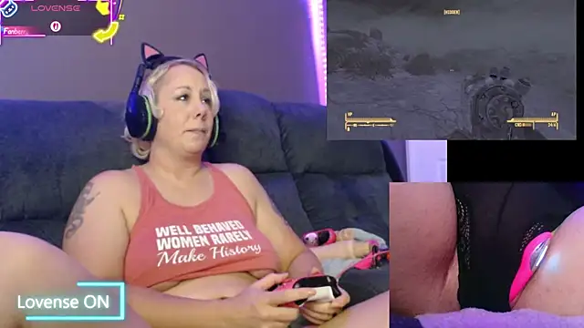 Trixiekittycutie online show from 19, 9, 2025