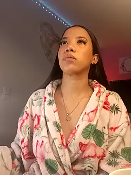 SallyWhitee online show from 22, 3, 2026