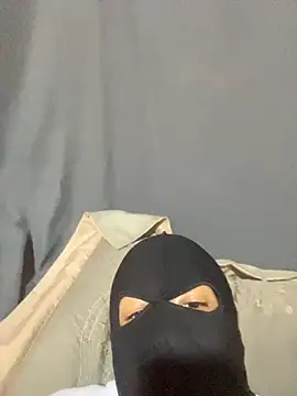 tunenarica22 online show from 3, 10, 2025